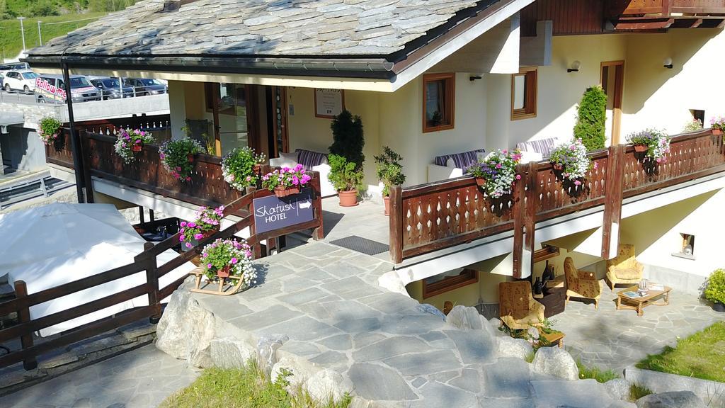 Shatush Hotel Курмайор Екстериор снимка
